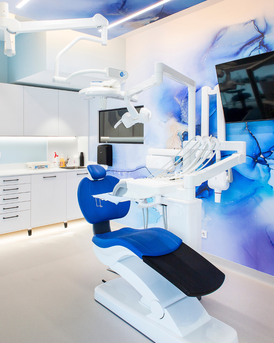 https://clinicadentalreinavictoria.com/wp-content/uploads/2026/09/odontologia-general.png